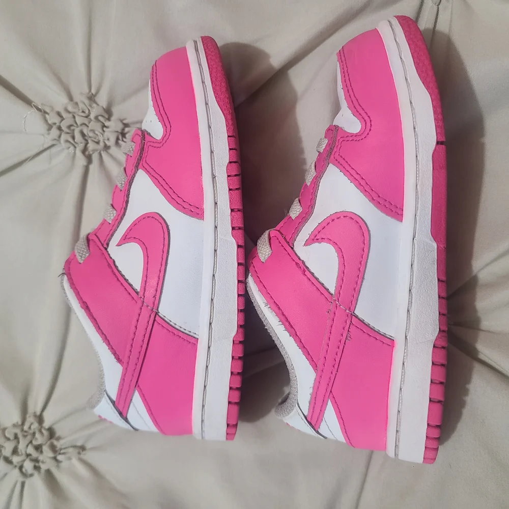 Nike Kids Pink and White Sneakers